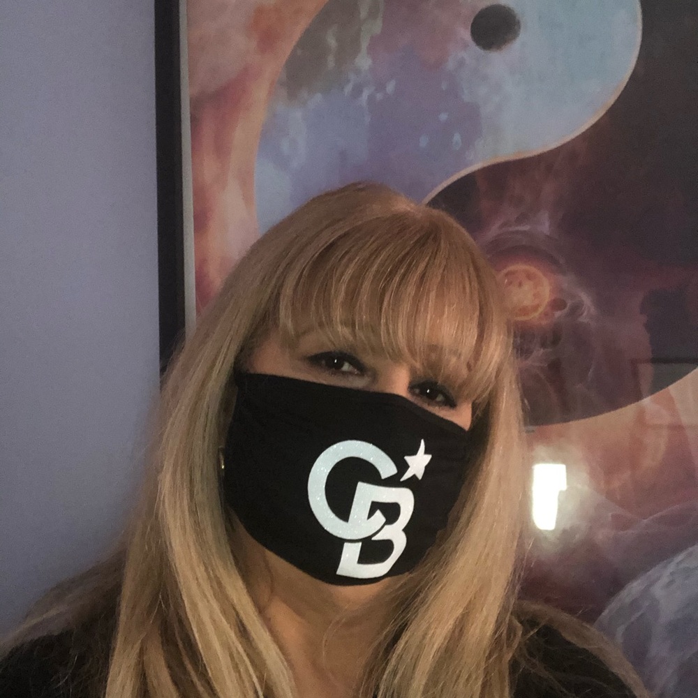 Meet your Posher, Nydia